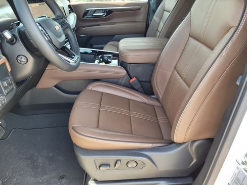 New 2026 Chevrolet Tahoe High Country AWD/4WD image 7