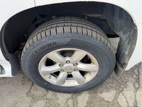 Used 2010 Lexus GX 460 image 33