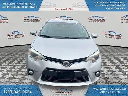 Used 2015 Toyota Corolla LE image 2