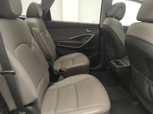 Used 2019 Hyundai Santa Fe XL AWD/4WD image 19