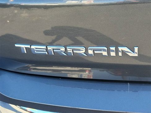 Used 2020 GMC Terrain SLT image 26