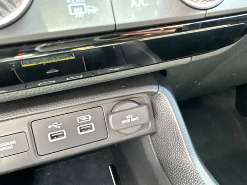 Used 2024 Honda Civic Touring image 40