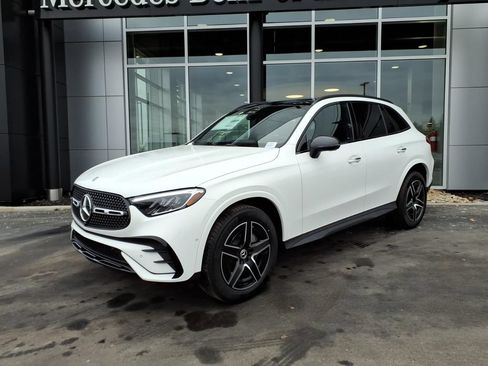 Used 2026 Mercedes-Benz GLC 300 4MATIC image 2