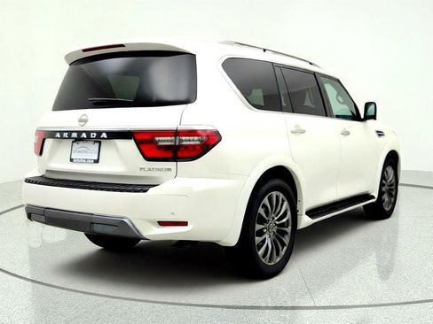 Used 2024 Nissan Armada Platinum w/ Captain's Chairs Package RWD image 5