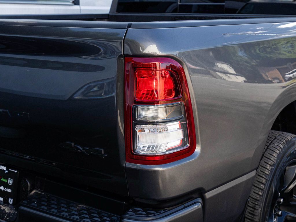 Used 2023 RAM 1500 Big Horn AWD/4WD image 38