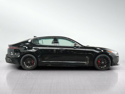 Used 2022 Kia Stinger GT2 AWD/4WD image 6