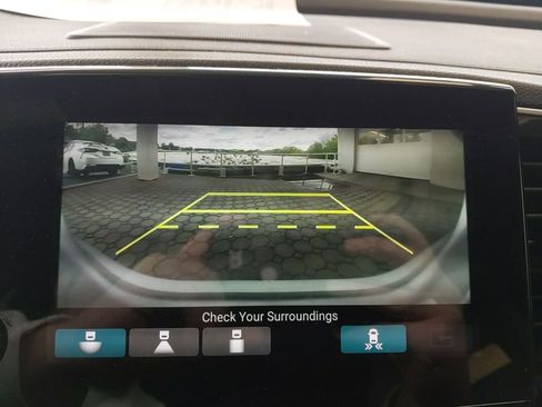 Used 2021 Honda Pilot Touring image 24