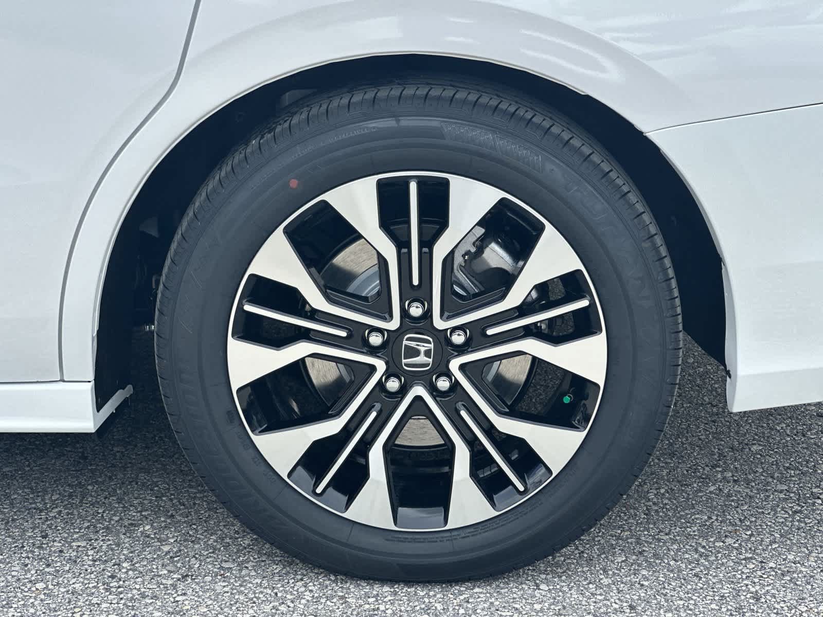 New 2027 Honda Odyssey Elite image 11