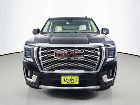 Used 2022 GMC Yukon Denali AWD/4WD image 2