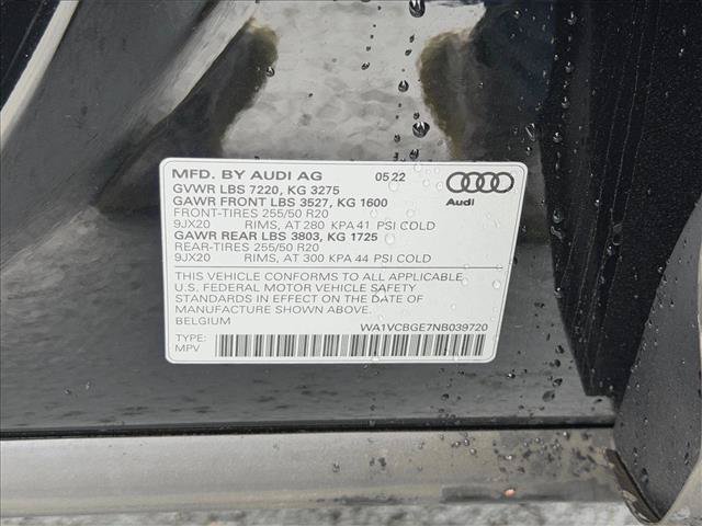 Used 2022 Audi e-tron S Prestige AWD/4WD image 28