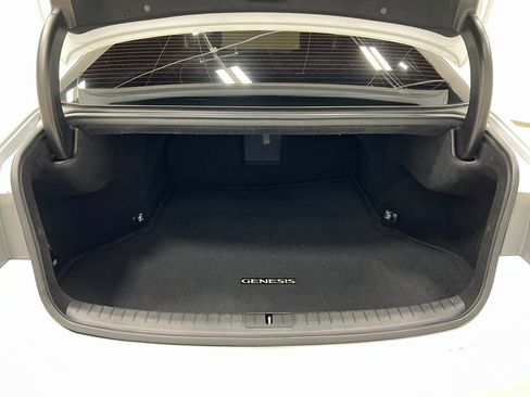 Used 2015 Hyundai Genesis 3.8 AWD/4WD image 26
