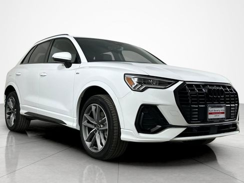 New 2025 Audi Q3 2.0T Premium image 2