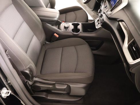 Used 2024 GMC Terrain SLE w/ Driver Convenience Package FWD image 13