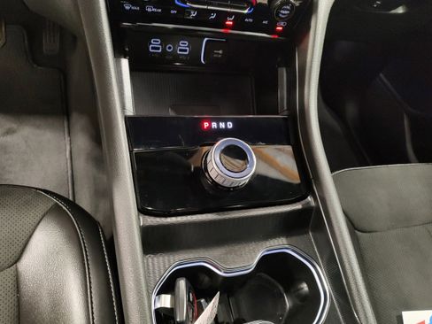 Used 2024 Jeep Grand Cherokee Altitude image 8