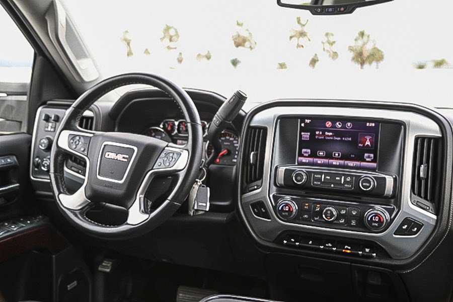 Used 2015 GMC Sierra 2500 SLT w/ SLT Preferred Package AWD/4WD image 12