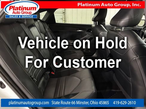 Used 2019 Toyota Avalon Touring FWD image 38