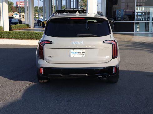 Used 2024 Kia Telluride SX Prestige X-Line AWD/4WD image 9