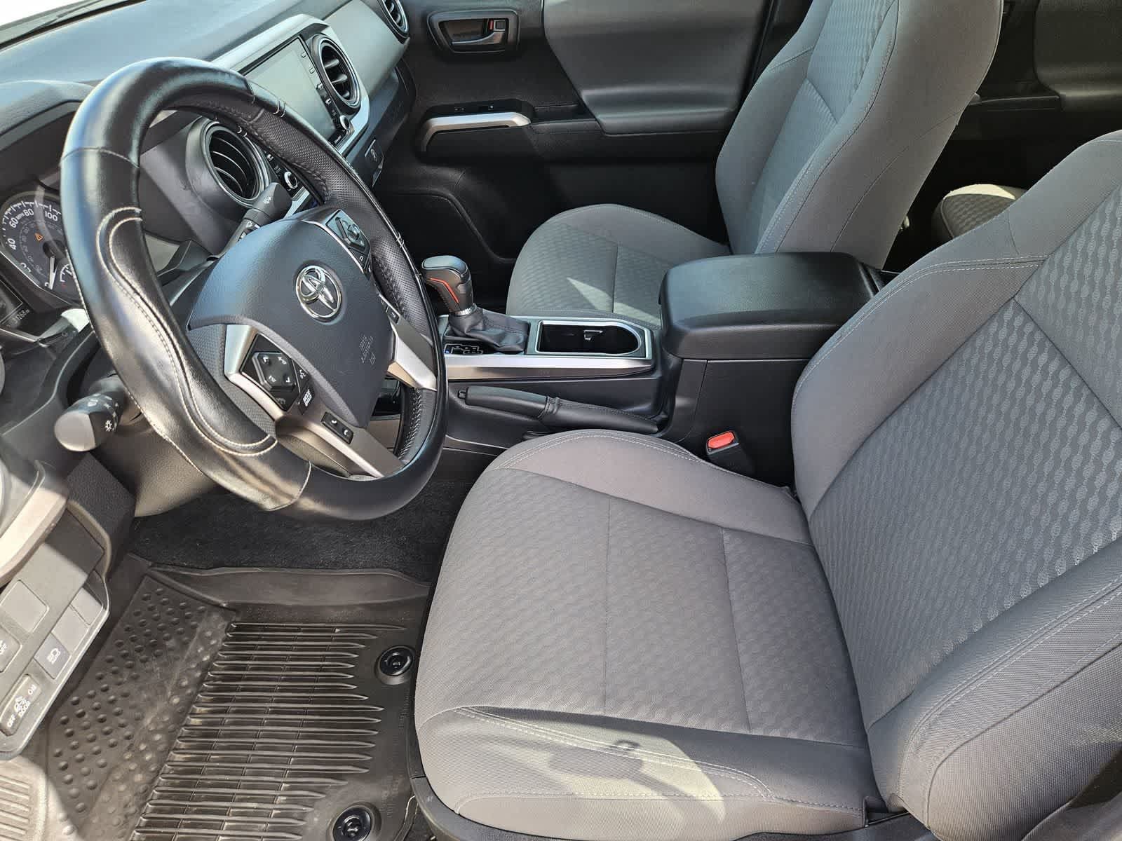 Used 2023 Toyota Tacoma SR5 RWD image 11