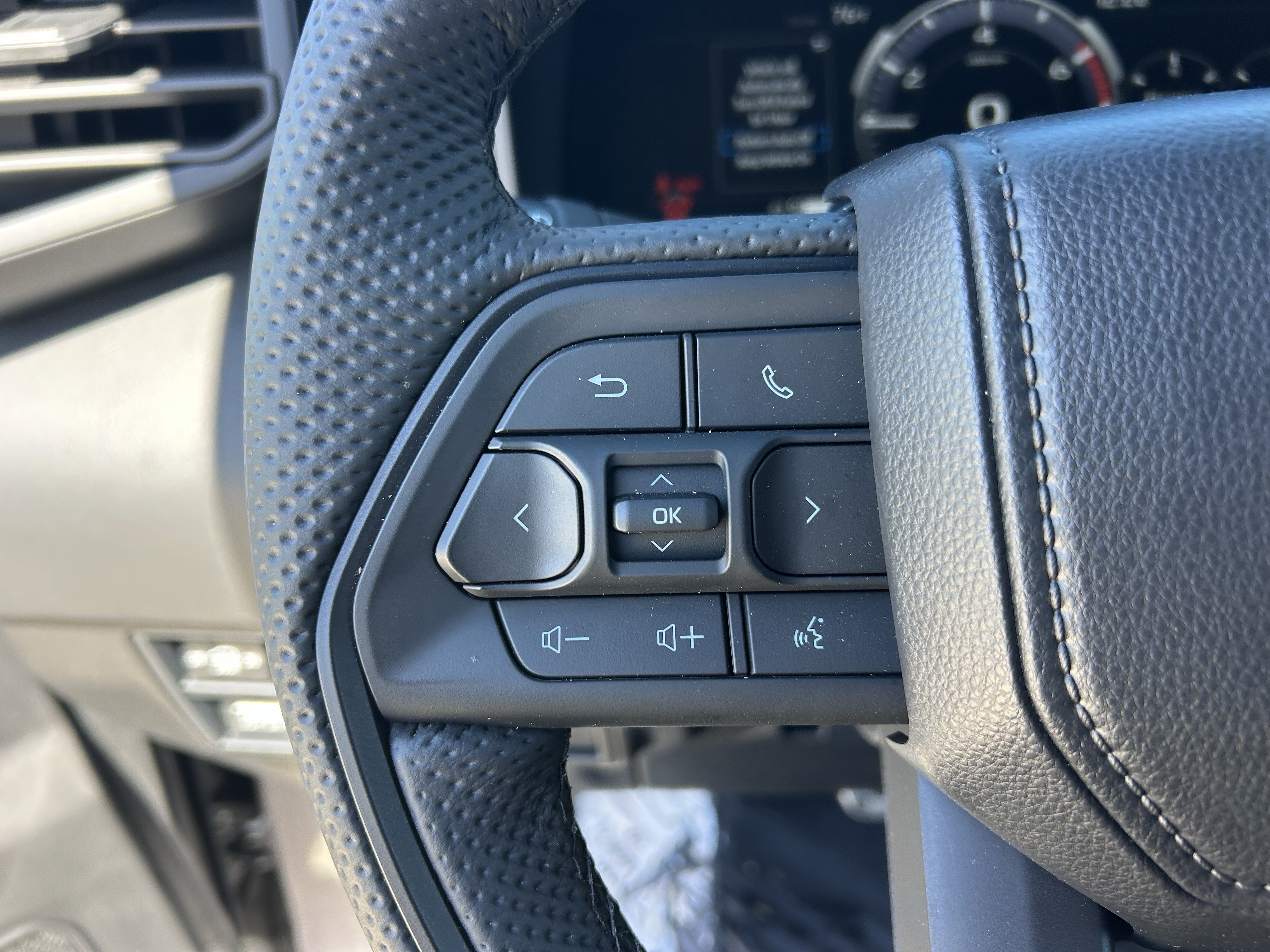 Certified 2026 Toyota Sequoia TRD Pro w/ TRD Performance Package (TMS) AWD/4WD image 30
