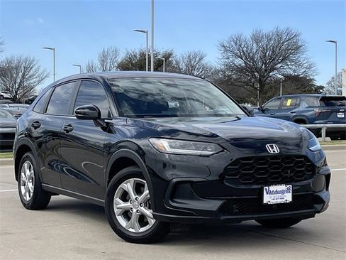 Certified 2025 Honda HR-V LX image 2