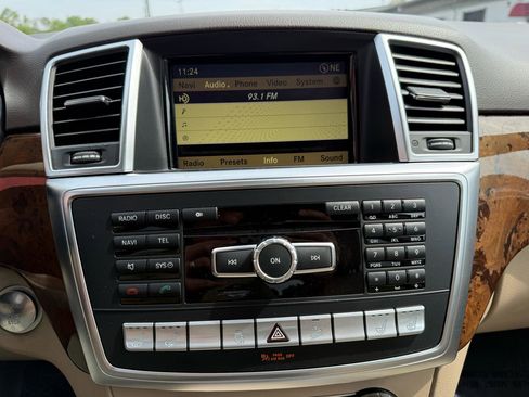 Used 2012 Mercedes-Benz ML 350 BlueTEC 4MATIC image 28