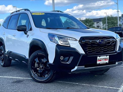 Used 2024 Subaru Forester Wilderness w/ Wilderness Package AWD/4WD image 2