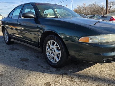 Used 2001 Oldsmobile Intrigue GL w/ Premium Leather Pkg image 5