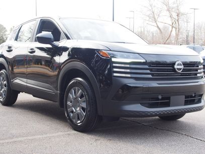 New 2026 Nissan Kicks S