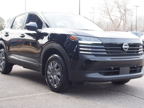 New 2026 Nissan Kicks S image 1