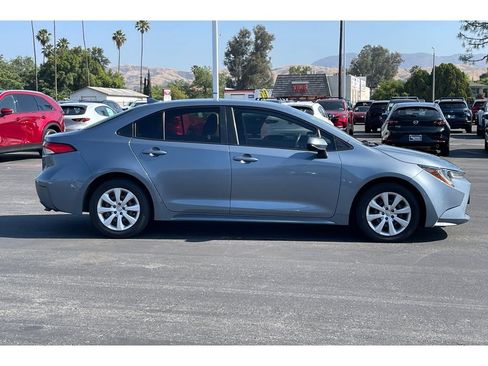 Used 2020 Toyota Corolla LE w/ Carpet Mat Package (TMS) FWD image 7