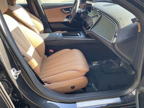 New 2026 Mercedes-Benz E 350 4MATIC Sedan image 8