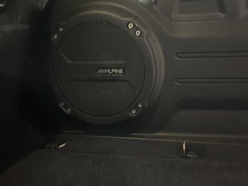 Used 2019 Jeep Wrangler Unlimited Sahara image 25