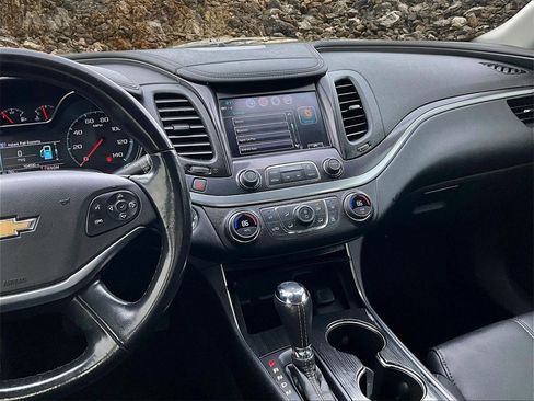 Used 2020 Chevrolet Impala LT image 6