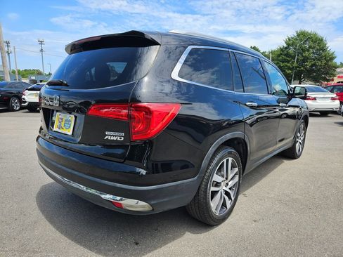 Used 2017 Honda Pilot Touring image 5