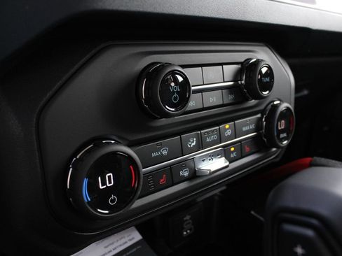 New 2026 Ford Bronco Heritage Edition AWD/4WD image 15