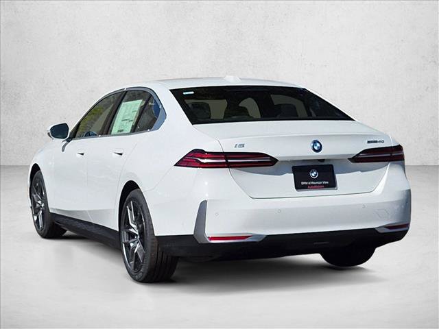 New 2027 BMW i5 M60 RWD image 9
