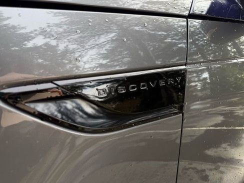 Used 2017 Land Rover Discovery HSE Luxury image 37