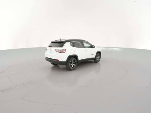 New 2026 Jeep Compass Limited image 12