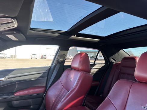 Used 2014 Chrysler 300 S image 13