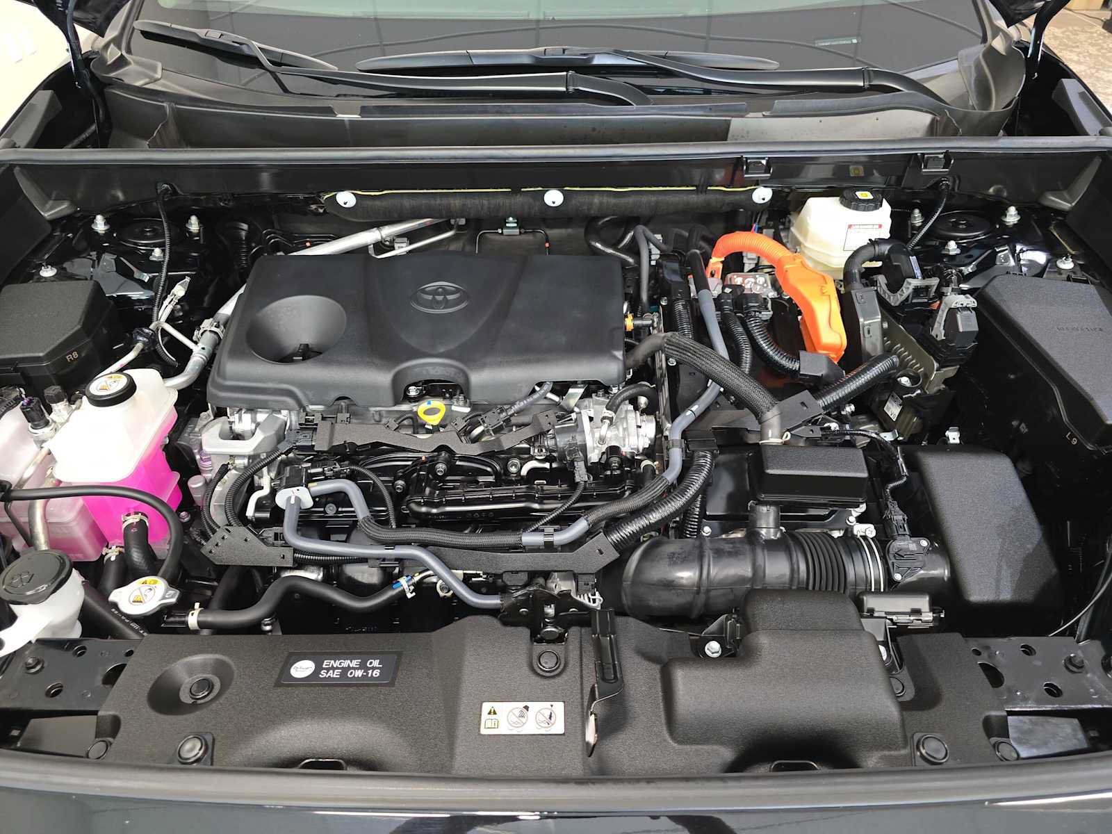 Certified 2025 Toyota RAV4 XLE w/ Convenience Package AWD/4WD image 9