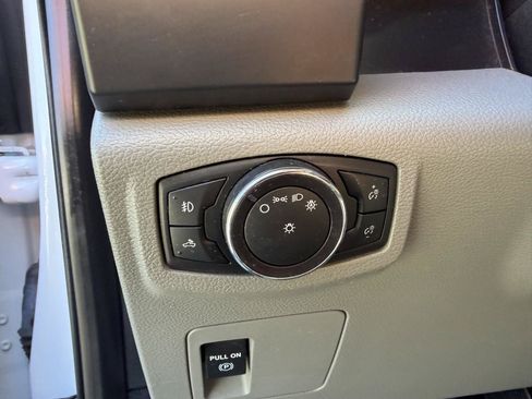 Used 2017 Ford F150 XL w/ Equipment Group 101A Mid AWD/4WD image 22