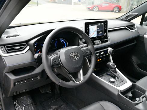 Used 2021 Toyota RAV4 XSE image 16
