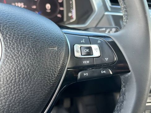 Certified 2020 Volkswagen Tiguan SEL image 23