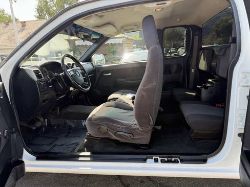 Used 2012 GMC Canyon W/T image 16