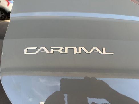 Certified 2024 Kia Carnival SX image 31
