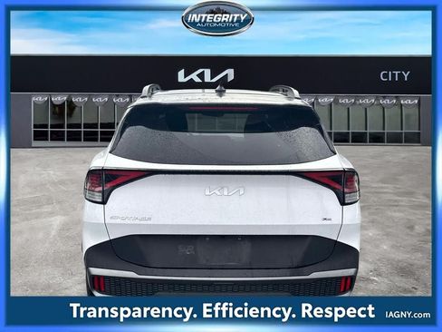 Used 2023 Kia Sportage X-Pro AWD/4WD image 6