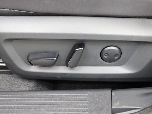 New 2026 Nissan Rogue SV image 18