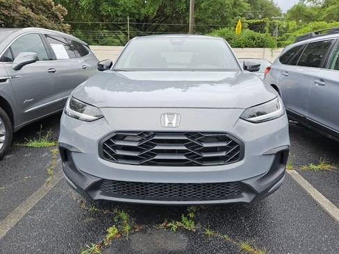 Certified 2025 Honda HR-V Sport image 3