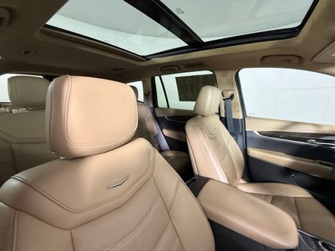 Certified 2024 Cadillac XT6 Premium Luxury w/ Platinum Package FWD image 23
