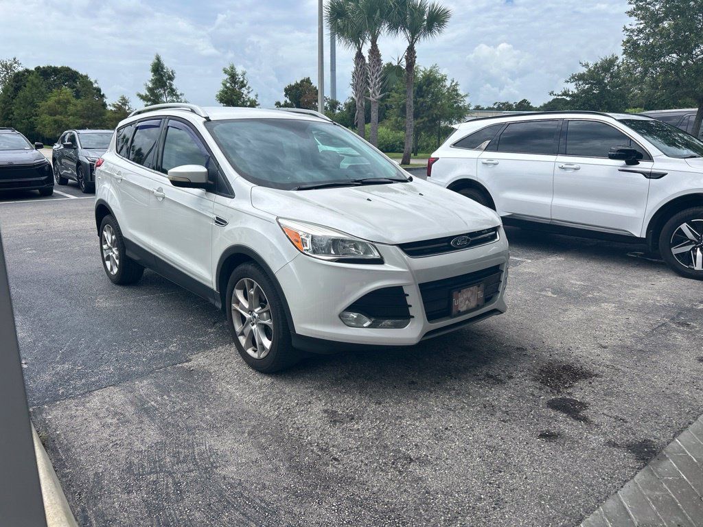 Used 2015 Ford Escape Titanium FWD image 2